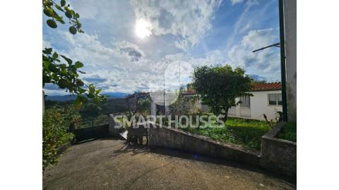 Moradia T4 em Paradela com grande terreno e...