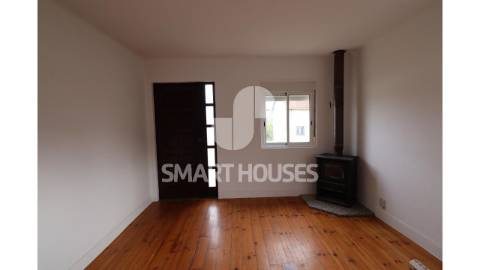 Moradia T2+2 em Vale de Nogueira, Arganil, com...