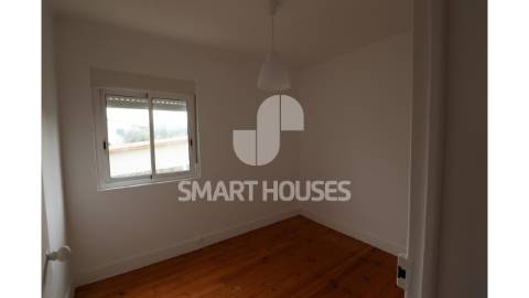 Moradia T2+2 em Vale de Nogueira, Arganil, com...