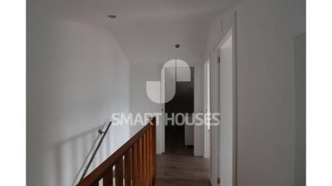 Moradia T2+2 em Vale de Nogueira, Arganil, com...