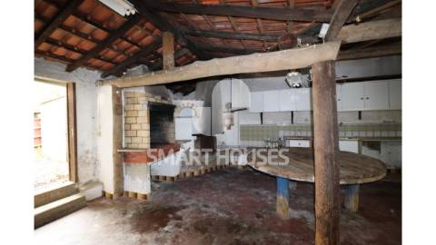 Moradia T2+2 em Vale de Nogueira, Arganil, com...