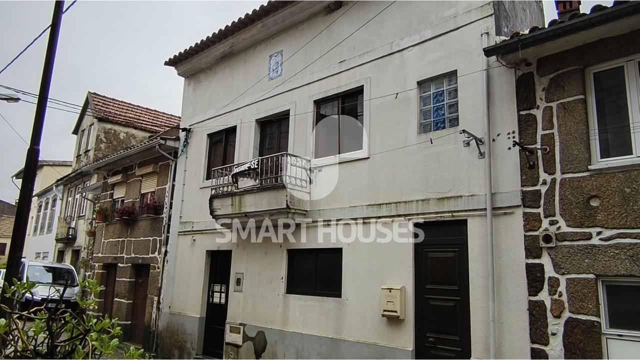 Moradia T4 em Vila do Mato, Tábua.
Numa...