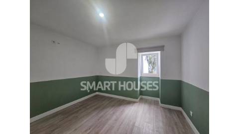 Moradia T3 em Lombada (S. Miguel de Poiares) com...