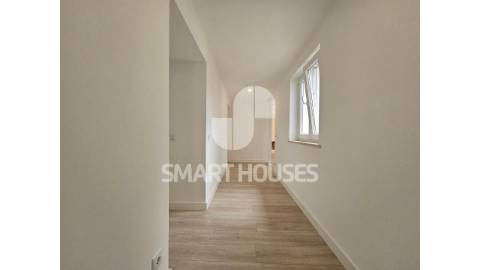 Moradia T3 em Lombada (S. Miguel de Poiares) com...