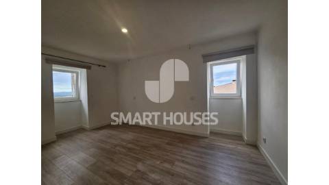 Moradia T3 em Lombada (S. Miguel de Poiares) com...