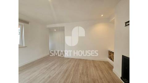 Moradia T3 em Lombada (S. Miguel de Poiares) com...