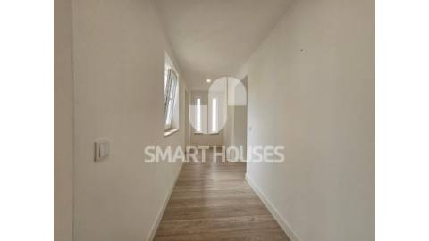 Moradia T3 em Lombada (S. Miguel de Poiares) com...