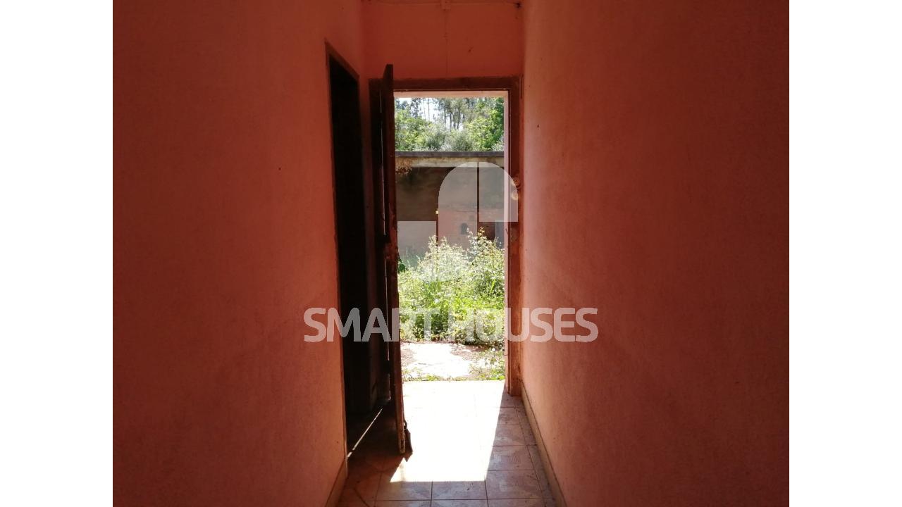 Moradia T2 em Casal de Sarzedo, Arganil, com...