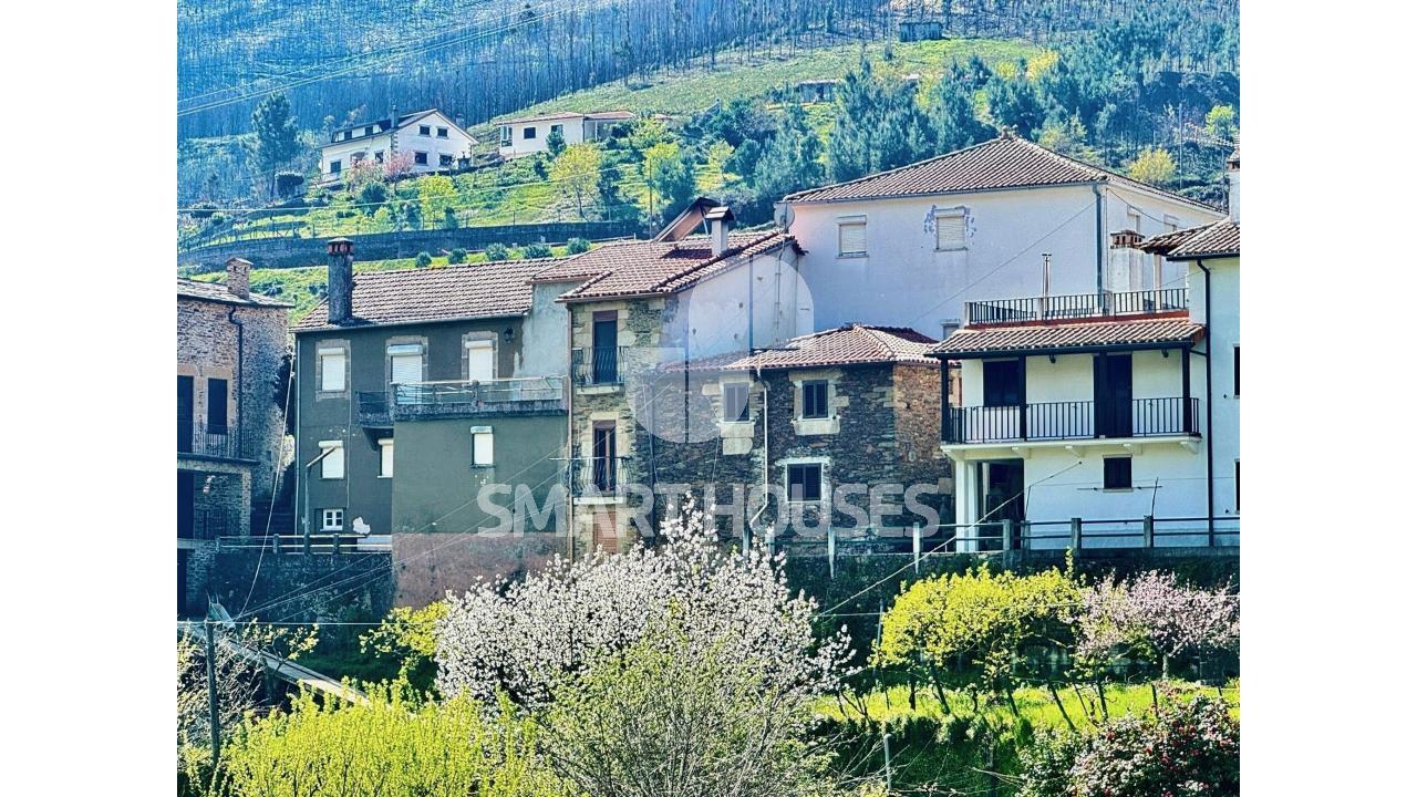 Moradia T2 no Agroal (Pomares, Arganil), com...