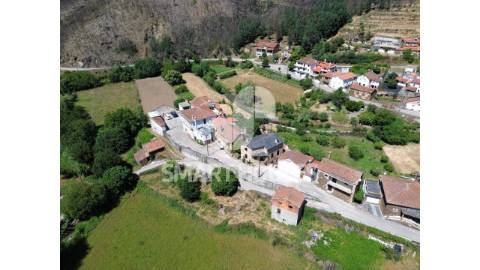 Moradia T2 no Agroal (Pomares, Arganil), com...