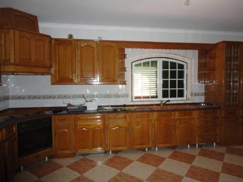 Moradia M4 com piscina