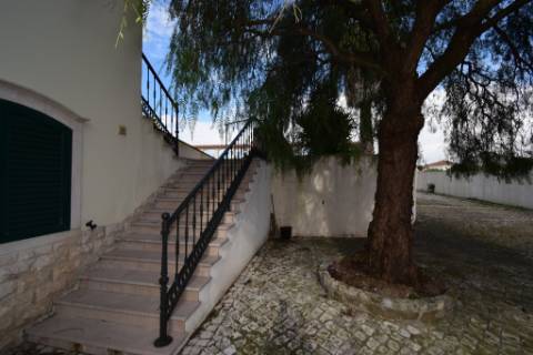 Moradia M4 com piscina