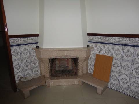 Moradia M4 com piscina