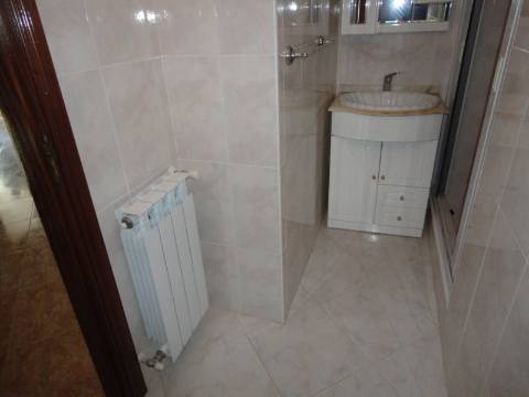 Moradia M4 com piscina