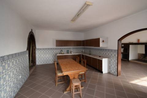 Moradia M4 com piscina