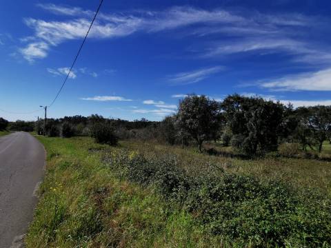 Terreno Rústico com 2200 m2