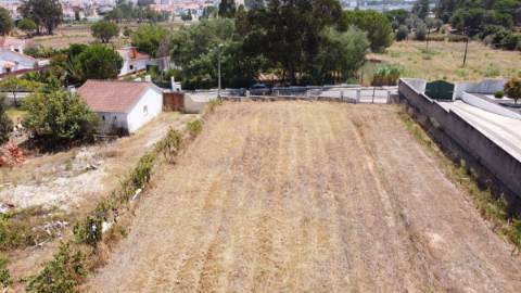 Lote de terreno urbano para construção