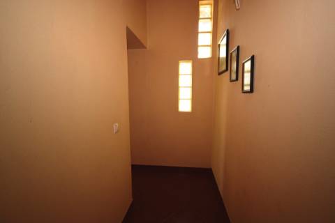 Casa de Campo, semi-remodelada, com terreno e anexos