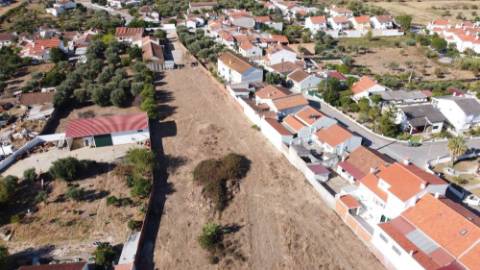 Terreno com 7120 m2 com projeto aprovado para moradias