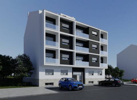 Apartamento T3 de segundo andar em prédio com elevador - Entroncamento