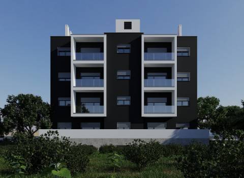 Apartamento T3 de segundo andar em prédio com elevador - Entroncamento