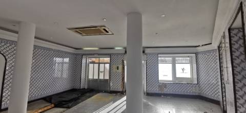 Loja ampla no centro