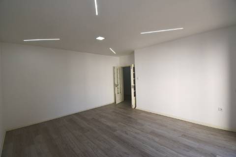 Andar de moradia M3 + 1 com agradável espaço exterior em Torres Novas