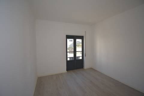 Andar de moradia M3 + 1 com agradável espaço exterior em Torres Novas