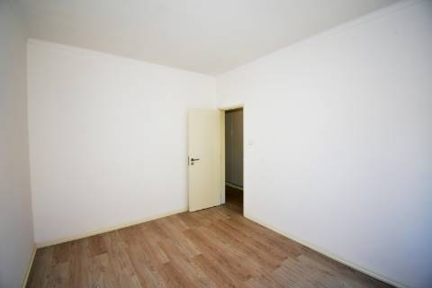 Andar de moradia M3 + 1 com agradável espaço exterior em Torres Novas