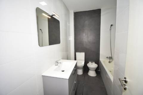 Andar de moradia M3 + 1 com agradável espaço exterior em Torres Novas