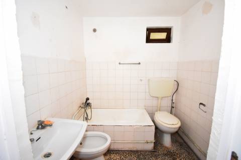 Andar de moradia M3 + 1 com agradável espaço exterior em Torres Novas