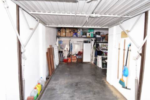 Apartamento T3 com sótão e garagem