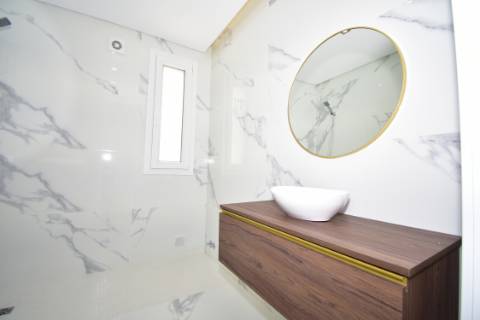 Moradia M5, isolada, com Piscina
