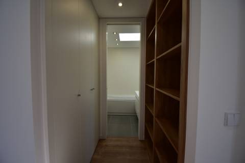 Moradia M5, isolada, com Piscina
