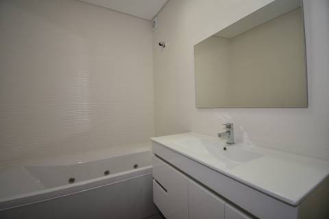 Moradia M5, isolada, com Piscina
