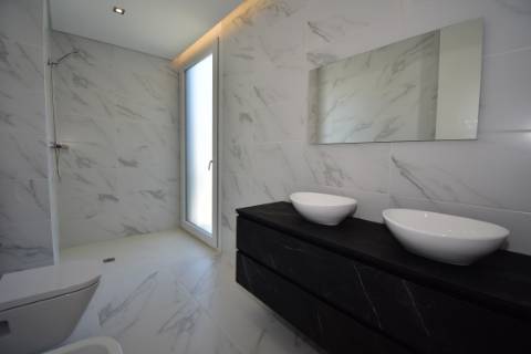 Moradia M5, isolada, com Piscina
