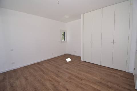 Moradia M5, isolada, com Piscina
