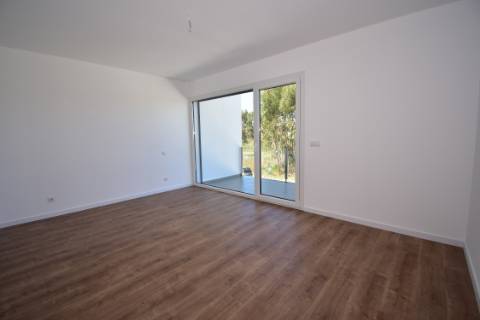 Moradia M5, isolada, com Piscina
