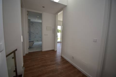 Moradia M5, isolada, com Piscina
