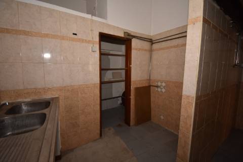 
Espaço comercial com excelente localização na Chamusca