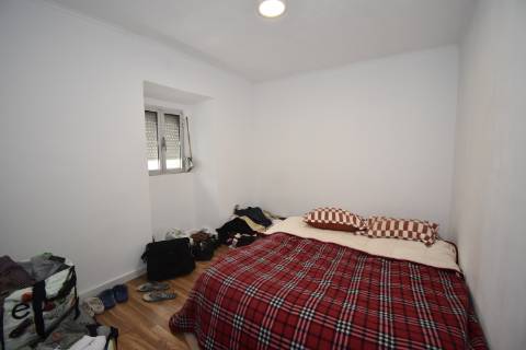 Casa de habitação e arrumos