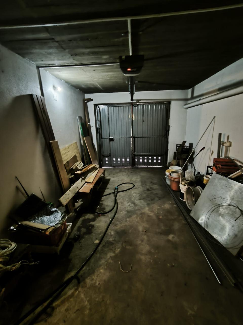 Garagem com ótimos acessos no Entroncamento
