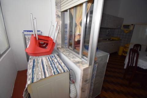 Apartamento T2, 2º andar a 5 minutos da estação de comboios no Entroncamento