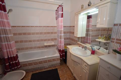 Apartamento T2, 2º andar a 5 minutos da estação de comboios no Entroncamento