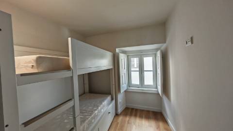 Moradia Típica no Coração da Vila de Constância