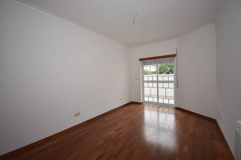 Apartamento T3+3 duplex
