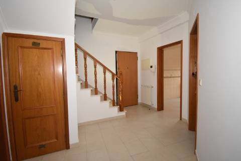 Apartamento T3+3 duplex