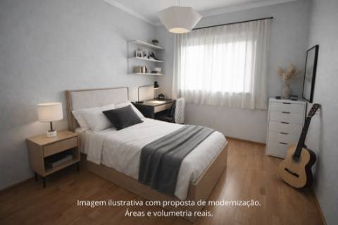 Moradia com piscina localizada na Atalaia