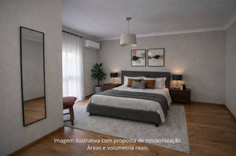 Moradia com piscina localizada na Atalaia