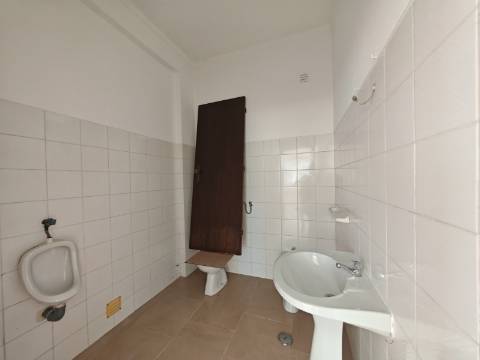 Loja para comércio e serviços